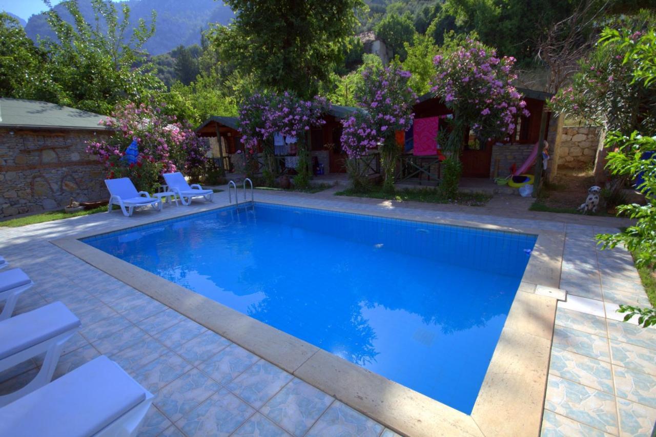 Montenegro Motel Фаралия Экстерьер фото