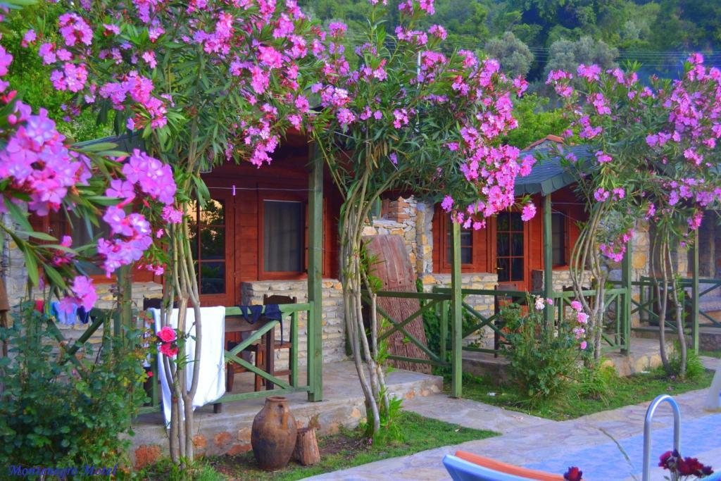 Montenegro Motel Фаралия Экстерьер фото