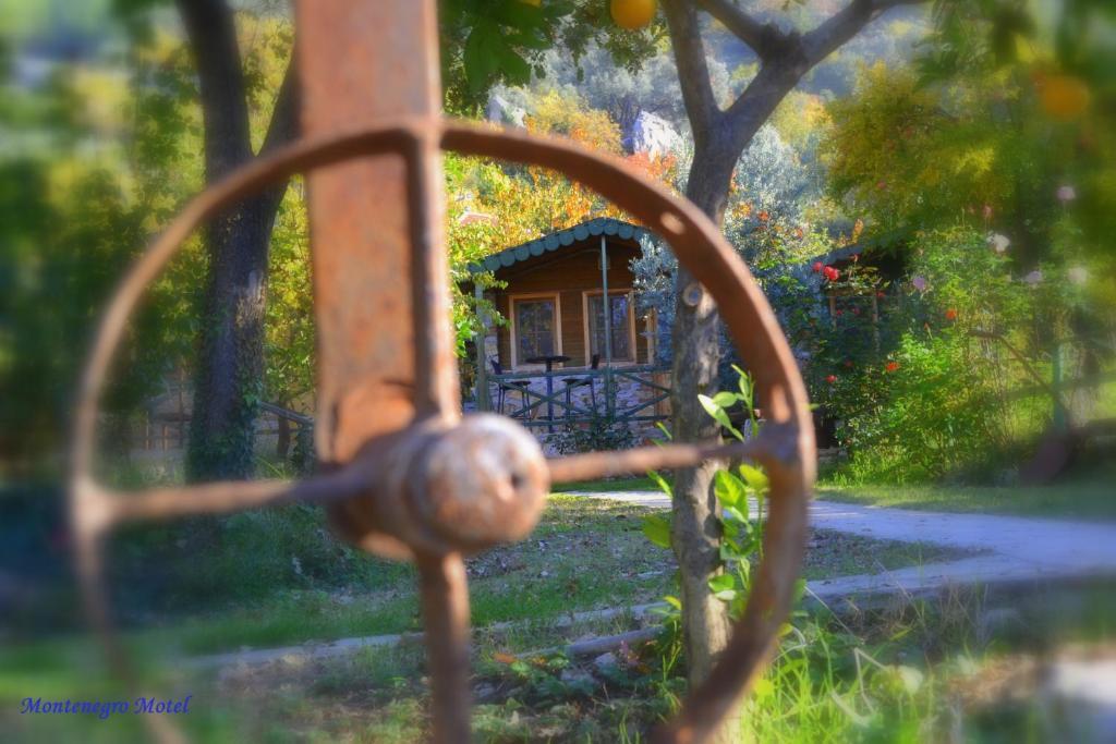 Montenegro Motel Фаралия Экстерьер фото